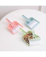 Two-Piece Set Keyboard Brush Small Broom Dustpan Set for Home School Office Clean Brush Mini Desktop Sweep Cleaning Brush