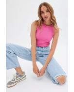 Seamless Pink Crew Neck Tank Top for Women