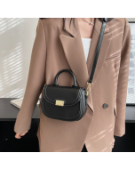 Korean texture small bag female 2023 new tide spring splicing Yangqi hand carry single shoulder ultra-hot hundred saddle bag