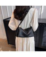 This year's popular bag women's large capacity 2023 new summer all-match one shoulder messenger bag beautiful burst pillow bag